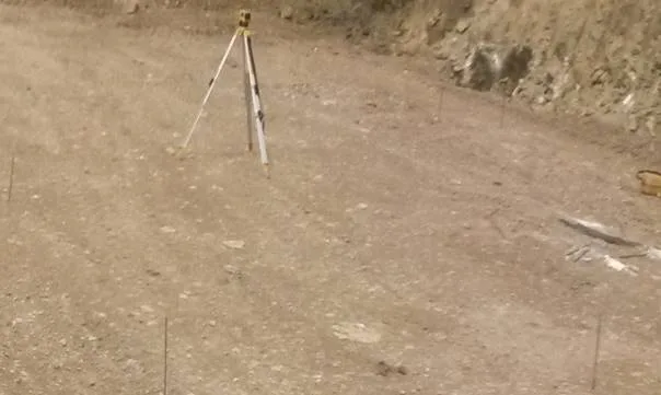 demir-kaziklarla-kotlari-isaretleme